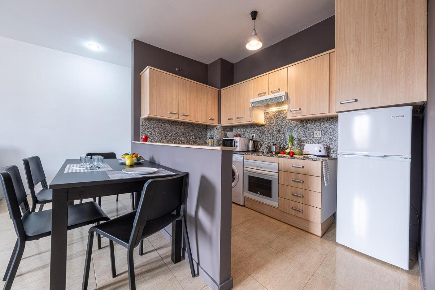 Urban Center Apartments Tarragona Ngoại thất bức ảnh