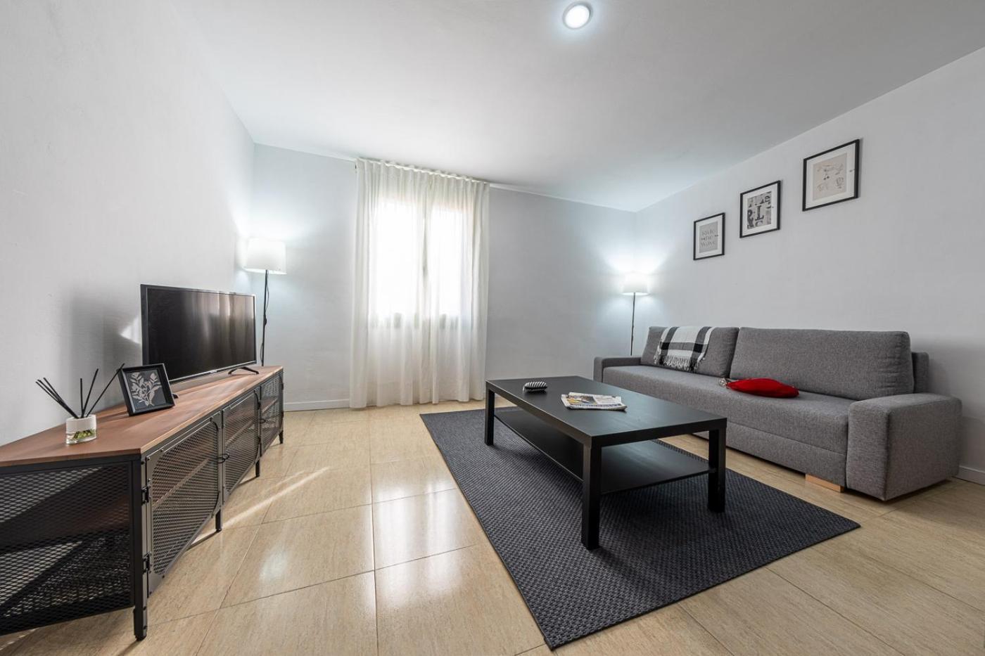 Urban Center Apartments Tarragona Ngoại thất bức ảnh