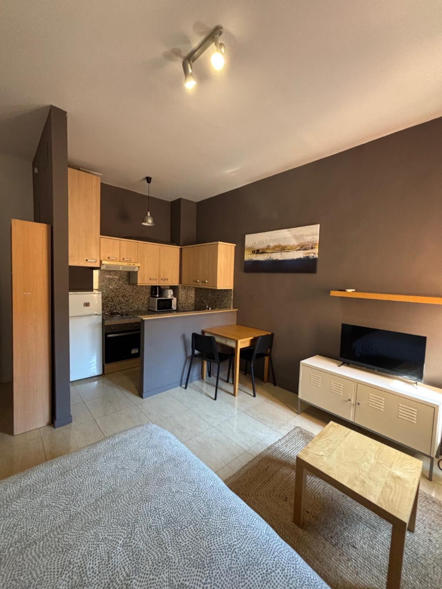 Urban Center Apartments Tarragona Phòng bức ảnh