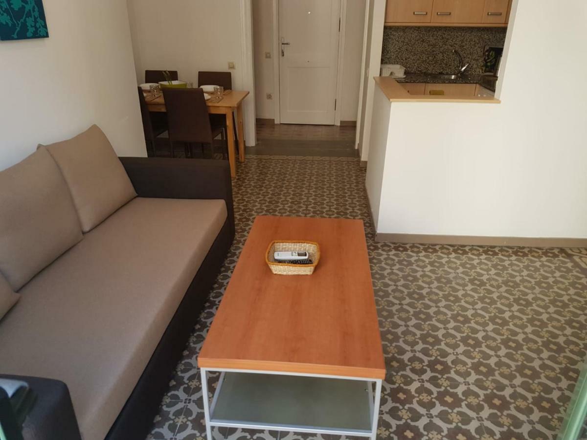 Urban Center Apartments Tarragona Ngoại thất bức ảnh